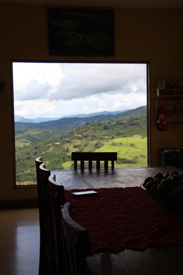 Sitio Girassol Hostel Caconde Exterior photo